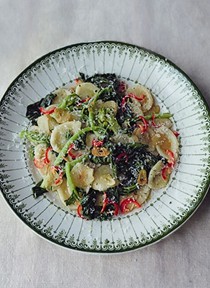 Orecchiette with broccoli rabe (Orecchiette con cime di rapa)