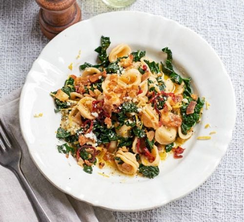 Orecchiette with cavolo nero, anchovies & pangrattato 