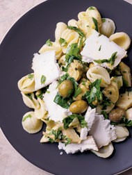 Orecchiette with cheese and artichokes