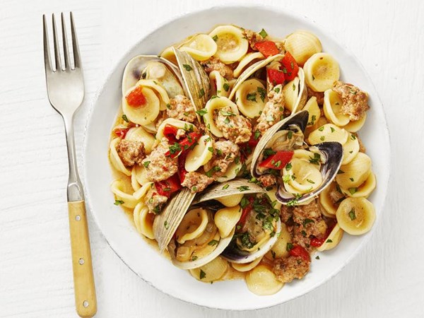 Orecchiette with clams, sausage and peppers 