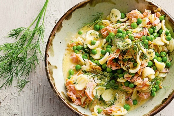 Orecchiette with hot-smoked salmon, peas and beurre blanc sauce