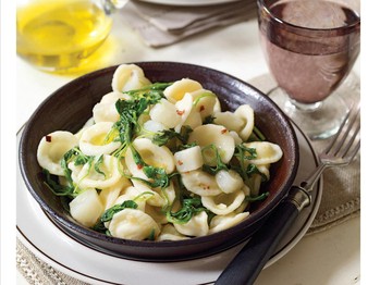 Orecchiette with potatoes and arugula