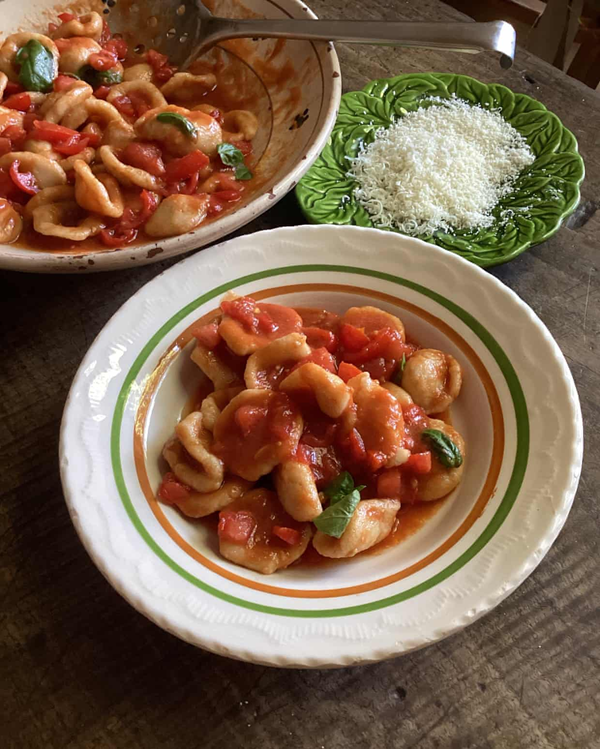 Orecchiette with raw and cooked tomato sauce