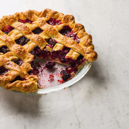 Oregon blackberry pie