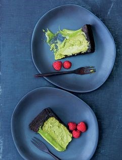 Oreo & green tea cheesecake