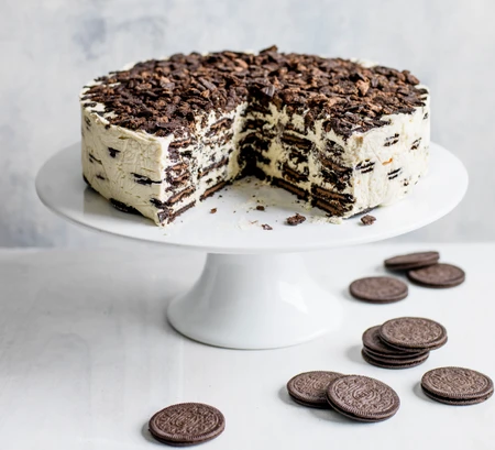 Oreo Baileys fridge cake