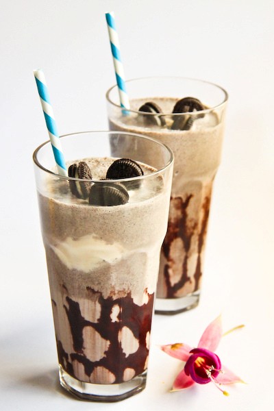 Oreo milkshakes & homemade chocolate syrup