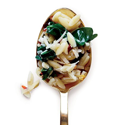 Orzo with garlicky spinach 