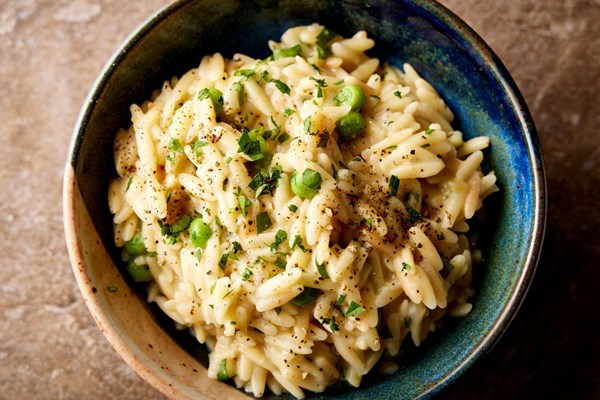 Orzotto Alfredo with sweet peas