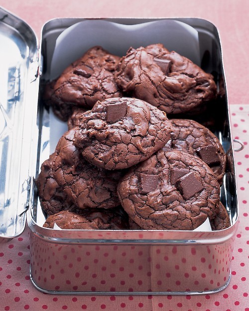 Outrageous chocolate cookies