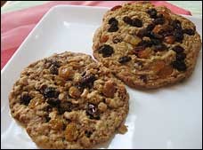 Outrageous oatmeal cookies