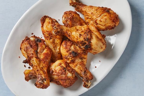 Oven-baked chicken drumsticks