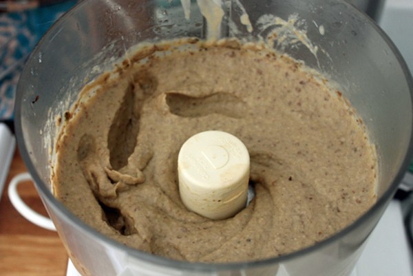 Oven-broiled eggplant dip