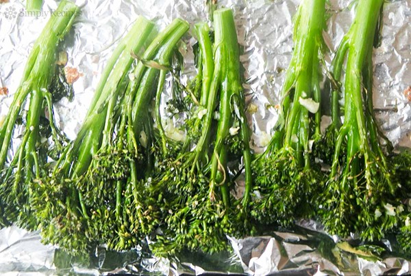 Oven roasted broccolini