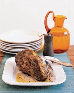 Oven-roasted pork shoulder with fennel tops (Arrosto di maiale al finocchio)