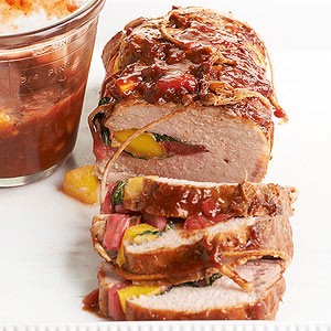 Oven-roasted pork with rhubarbecue sauce