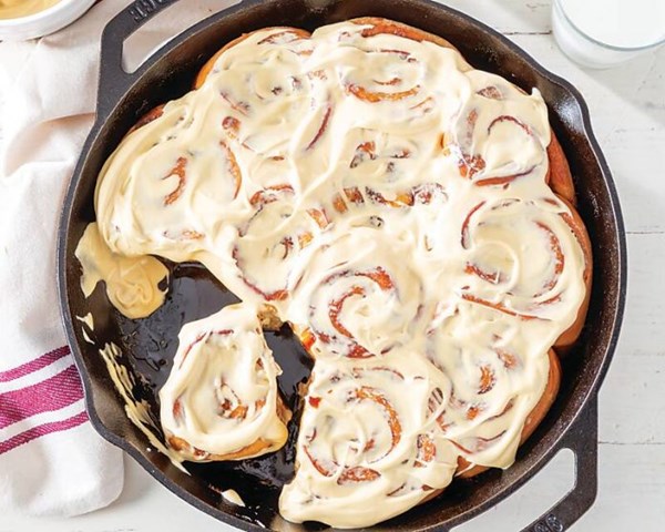 Overnight gingerbread sweet rolls