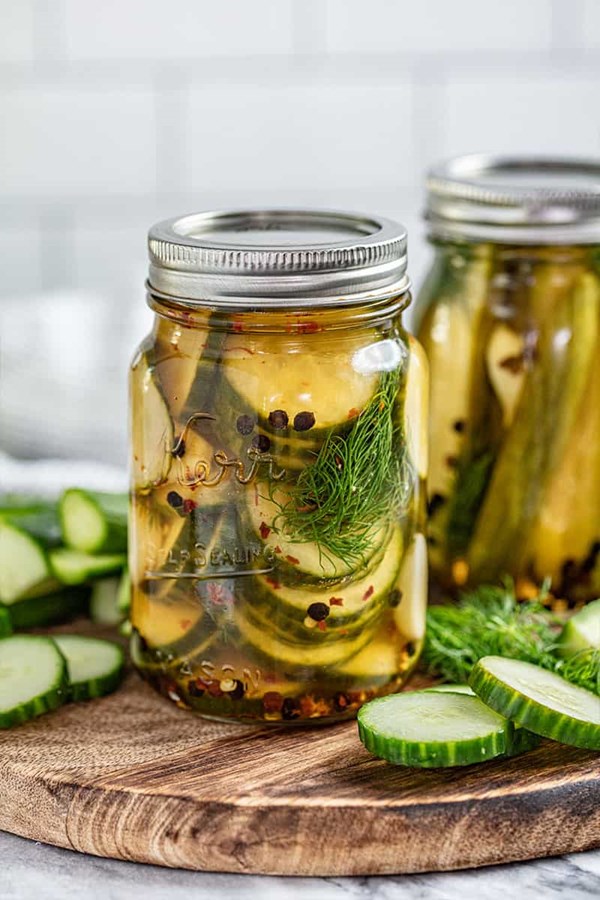 Overnight refrigerator pickles