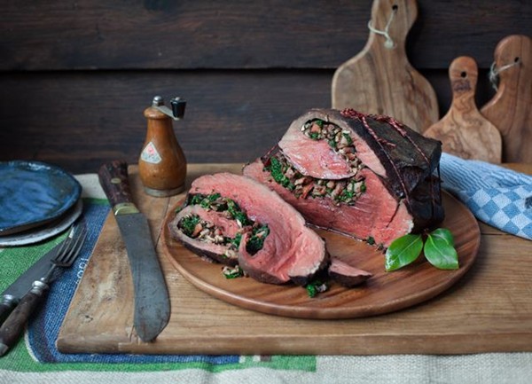 Ox heart stuffed with mushroom duxelle
