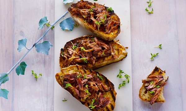 Oxtail on toast