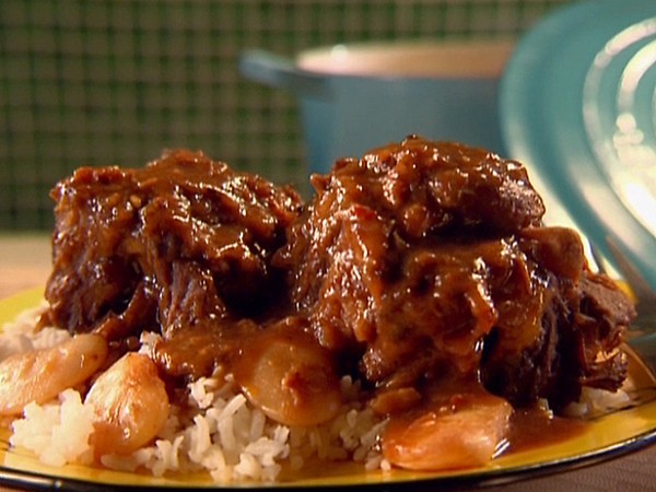 Oxtail stew and rice