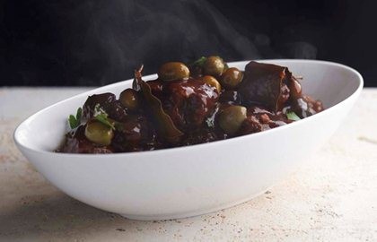 Oxtail stew with olives