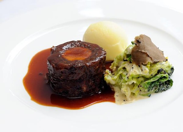 Oxtail with boudin blanc and creamed cabbage
