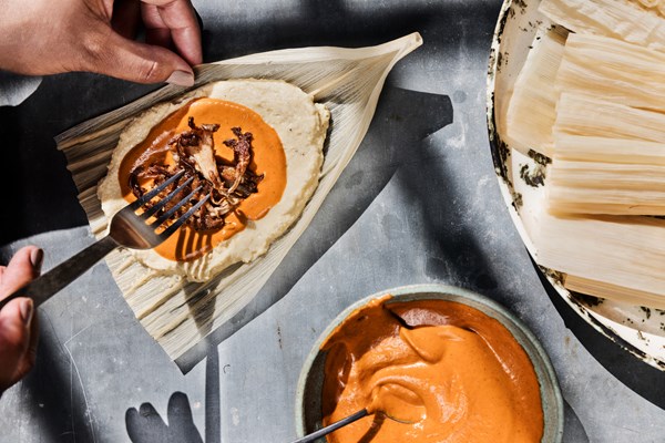 Oyster mushroom tamales with mole encacahuatado