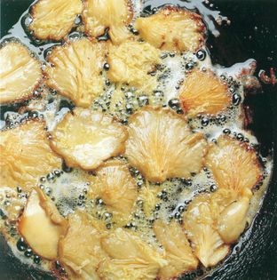 Oyster mushrooms pan-fried in gingered butter with wasabi mash