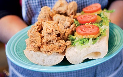 Oyster po'boy