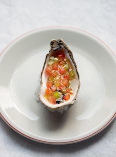 Oysters with tomato and celery