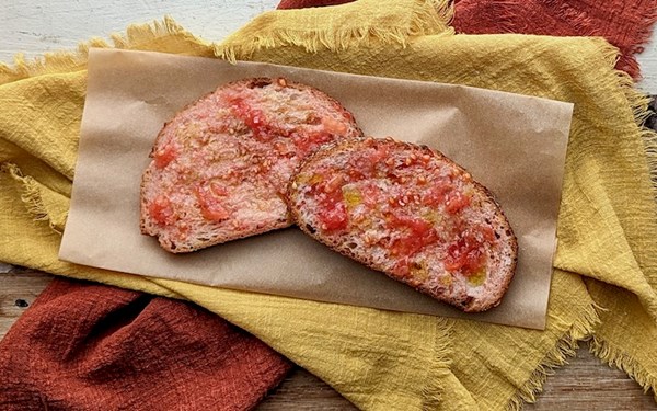 Pa amb tomàquet (Pan con tomate)