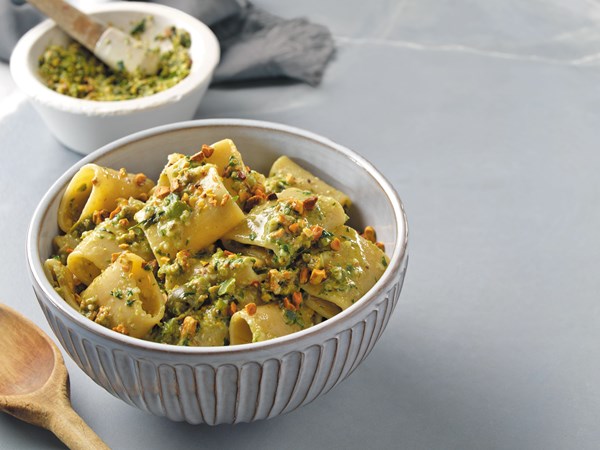 Paccheri pasta with green olive-pistachio pesto