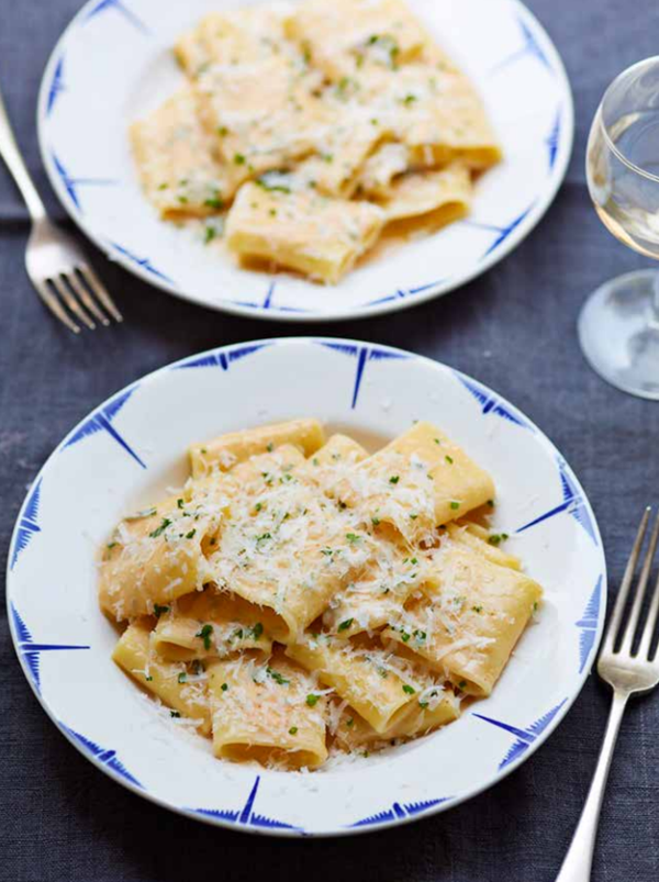 Paccheri with four cheeses (Paccheri ai quattro formaggi)