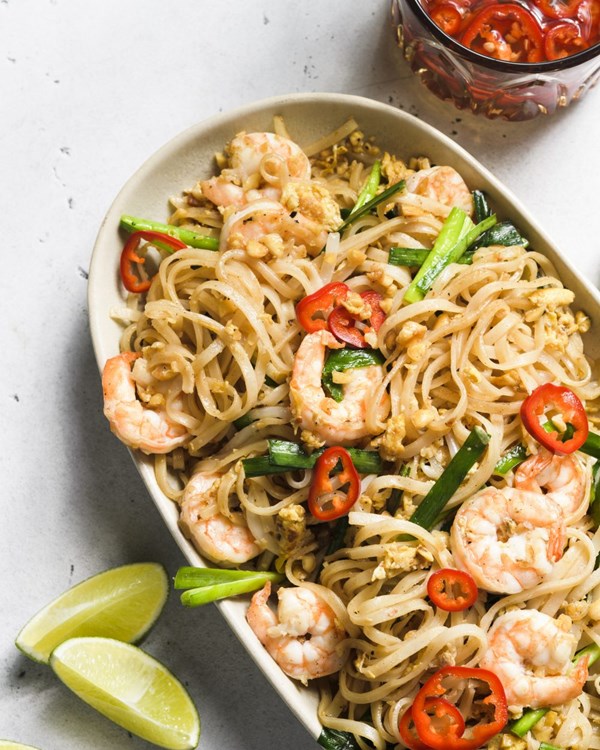Pad Thai with ground pork
