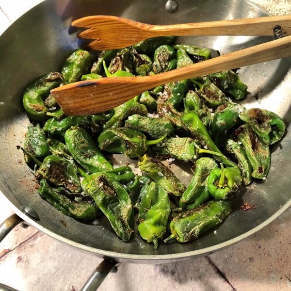 Padrón peppers
