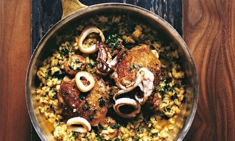 Paella of chicken, squid and chorizo