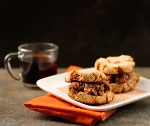 Paleo date sandwich cookies