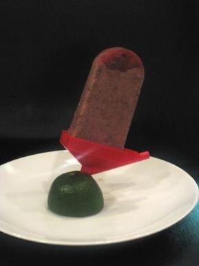 Paletas de fresas con habaneros