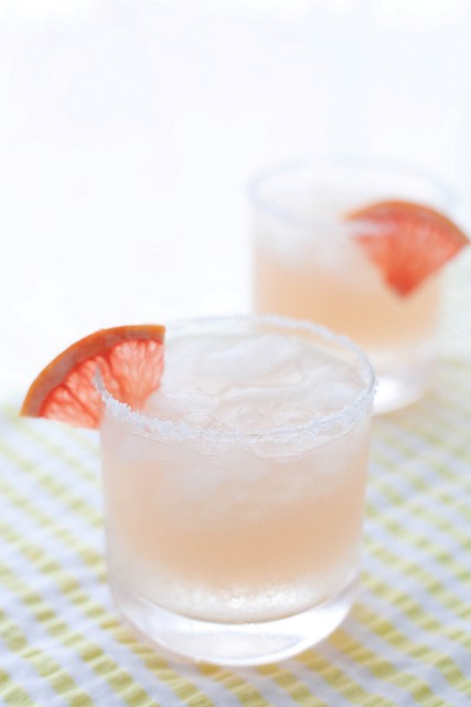 Paloma cocktail