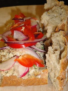 Pan bagnat a gribiche
