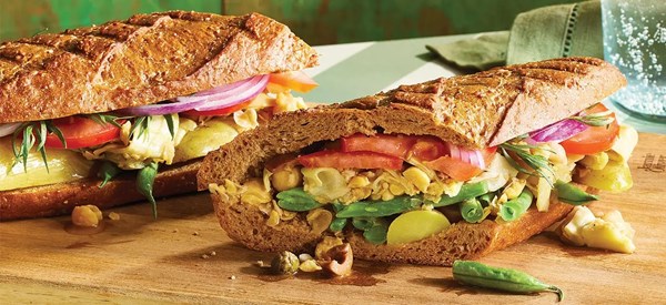 Pan bagnat panini