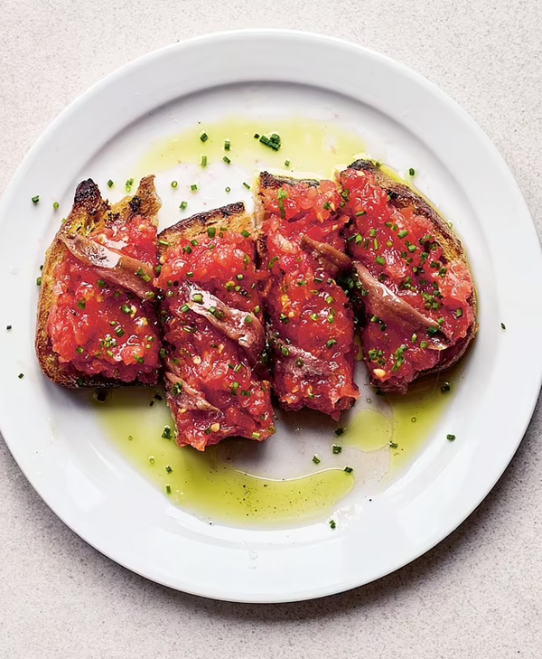 Pan con tomate