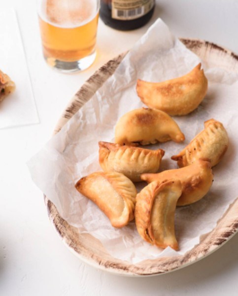 Pan-fried beef dumplings