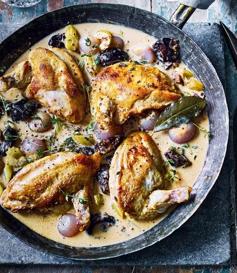 Pan-fried chicken supremes in mustard, cream and prune sauce