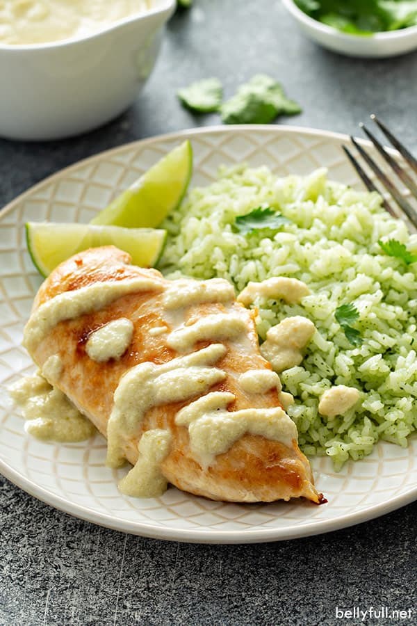 Pan fried chicken with chile cream sauce