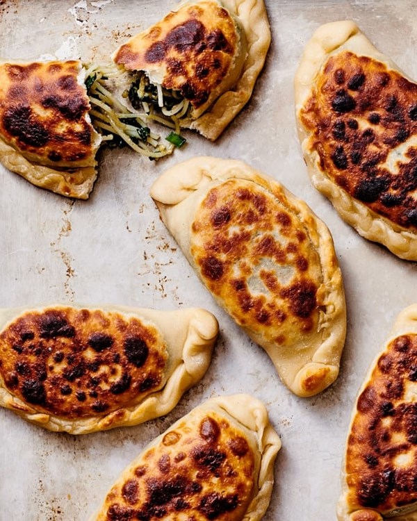 Pan-fried chive pockets