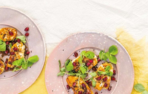 Pan-fried halloumi with pomegranate seeds, pea shoots & pomegranate molasses