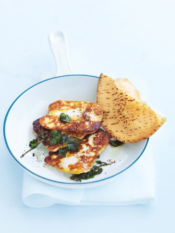 Pan-fried haloumi with oregano