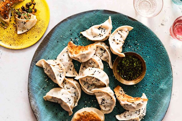 Pan-fried lamb dumplings